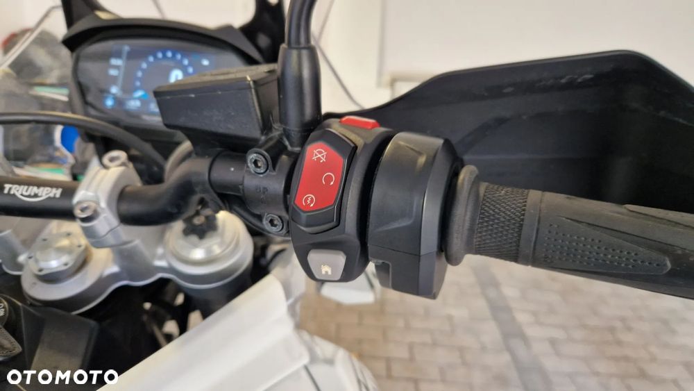 Triumph Tiger - 17