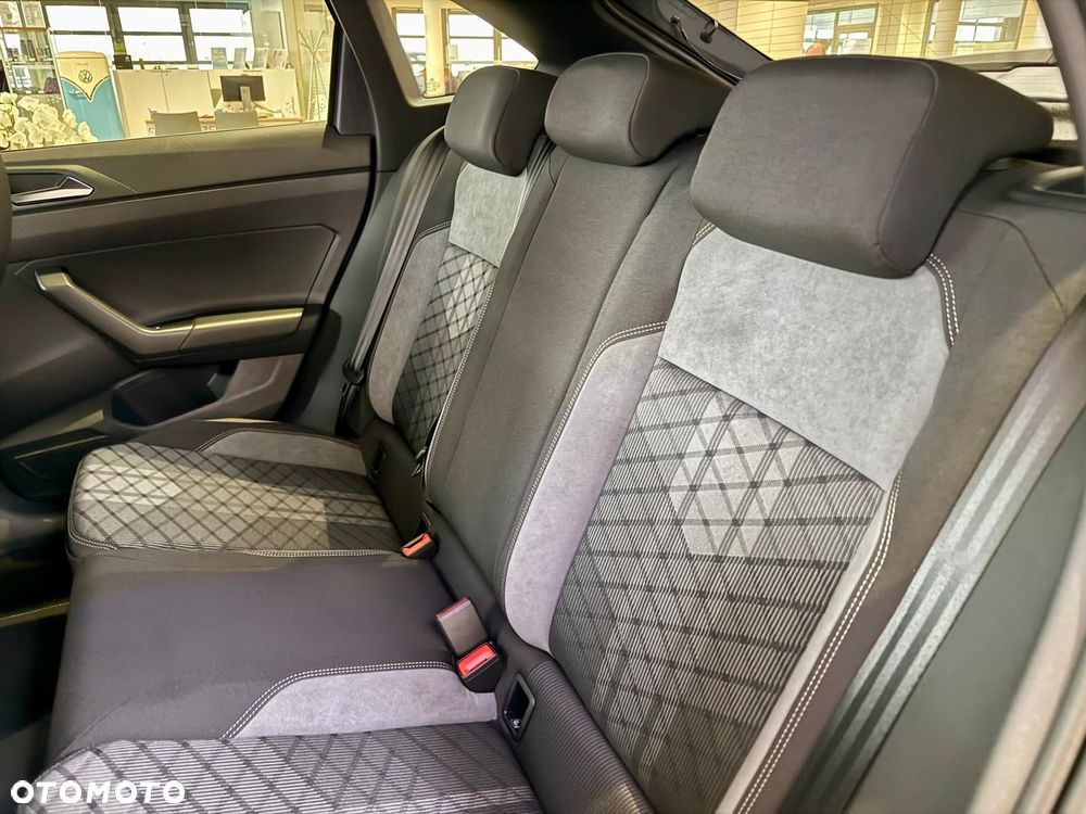 Volkswagen Taigo 1.5 TSI ACT R-Line Plus DSG - 22