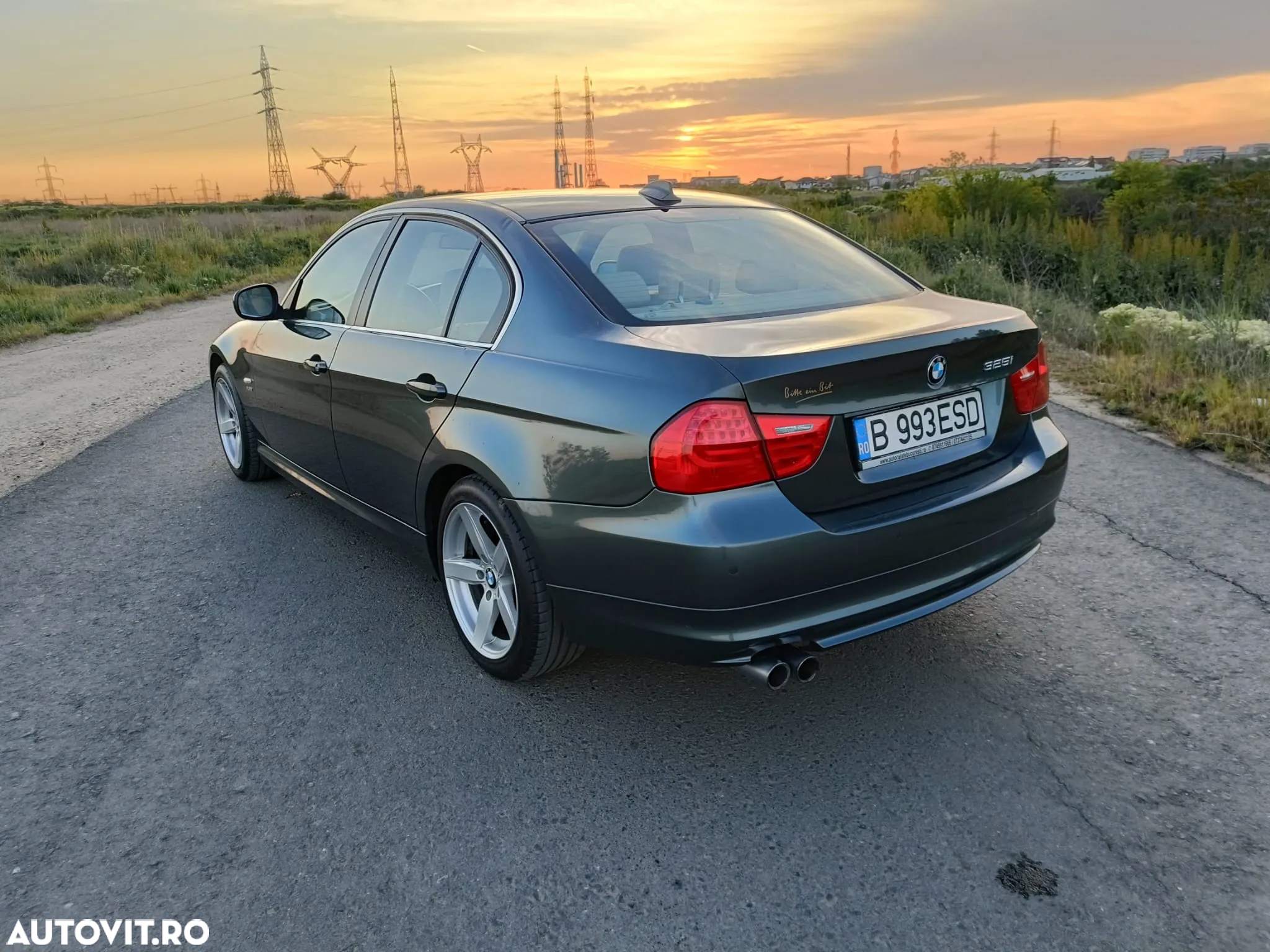 BMW Seria 3 325i - 14