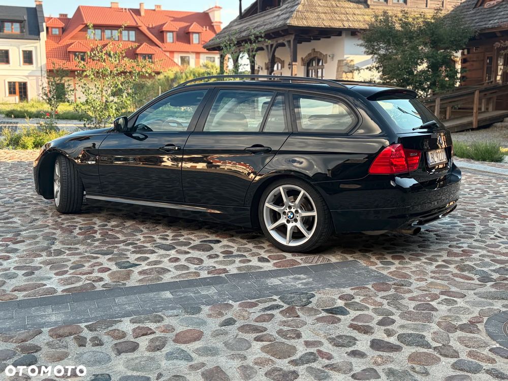 BMW Seria 3 318i - 9