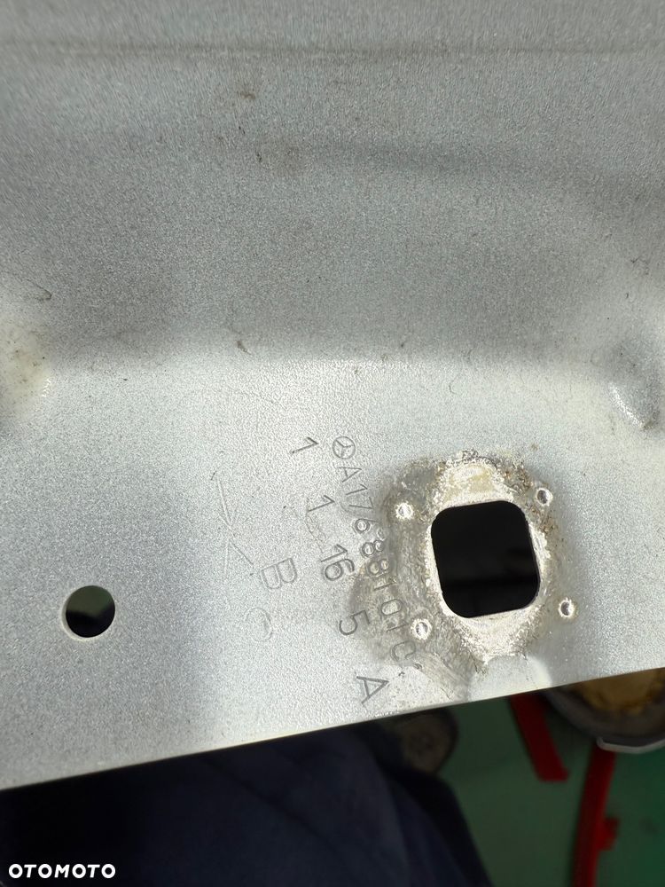 BŁOTNIK LEWY PRZÓD LEWY PRZEDNI MERCEDES BENZ A-KLASA A176 W176 A176881010 BIAŁY ZWYKŁY - 2