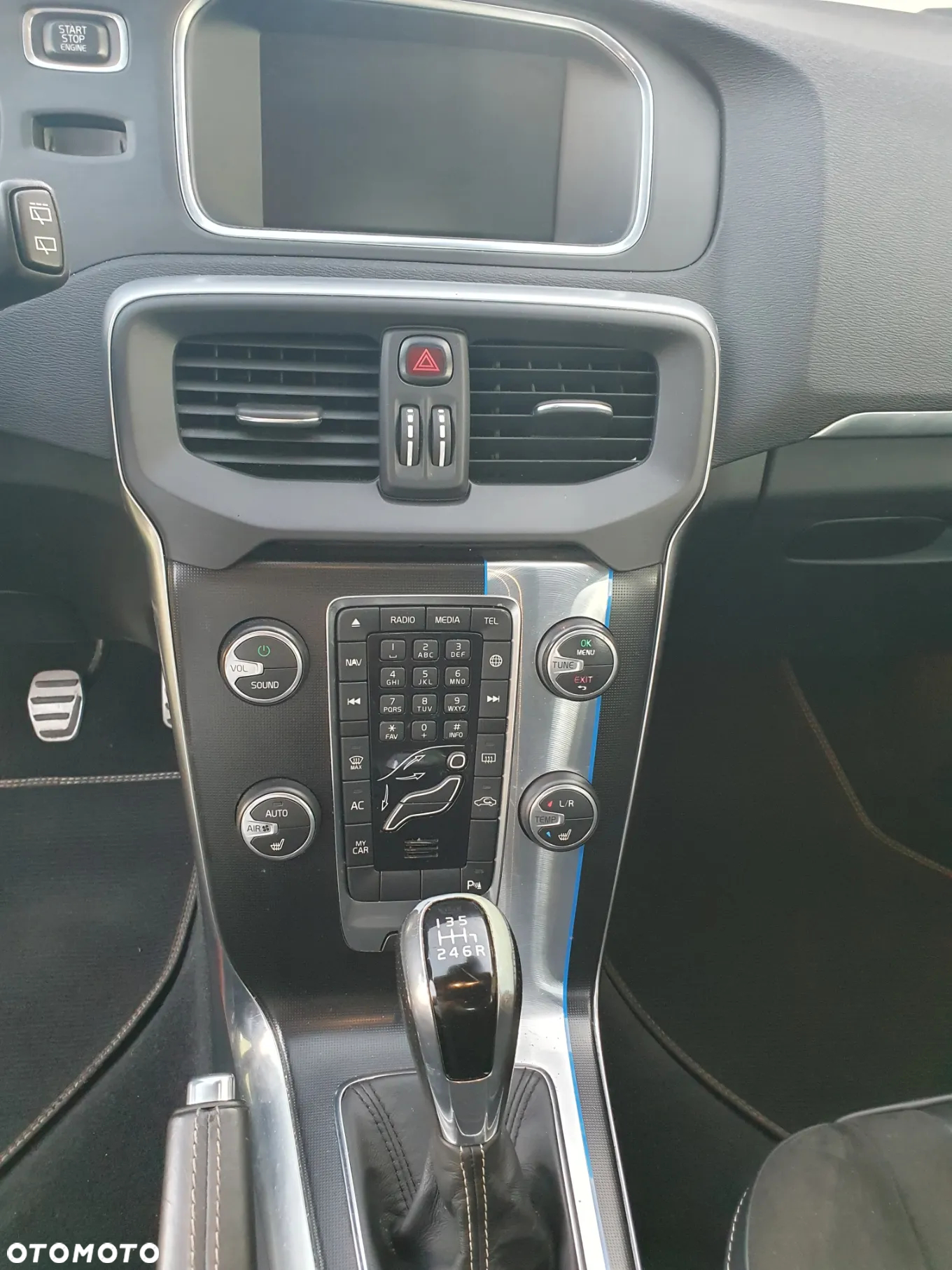 Volvo V40 D2 Drive-E R-Design Kinetic - 15