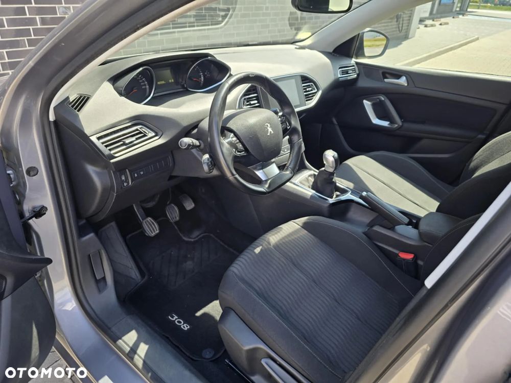 Peugeot 308 1.6 BlueHDi Business Line S&S - 18