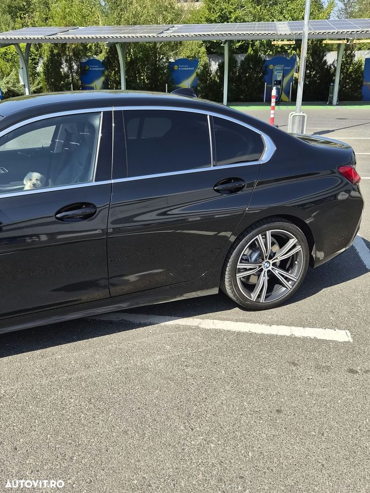 BMW 3 Series 2019 — imagine 4