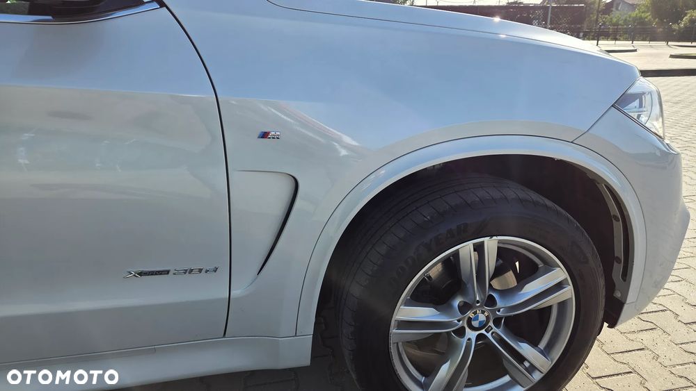 BMW X5 xDrive30d - 13