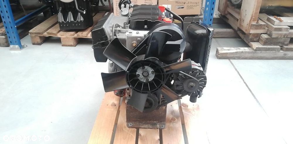 SILNIK LOMBARDINI LDW 1003 27km 1800rpm 7500 netto - 6