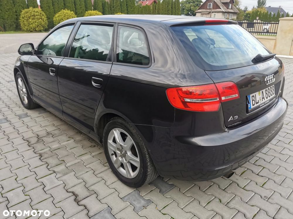 Audi A3 Sportback - 4
