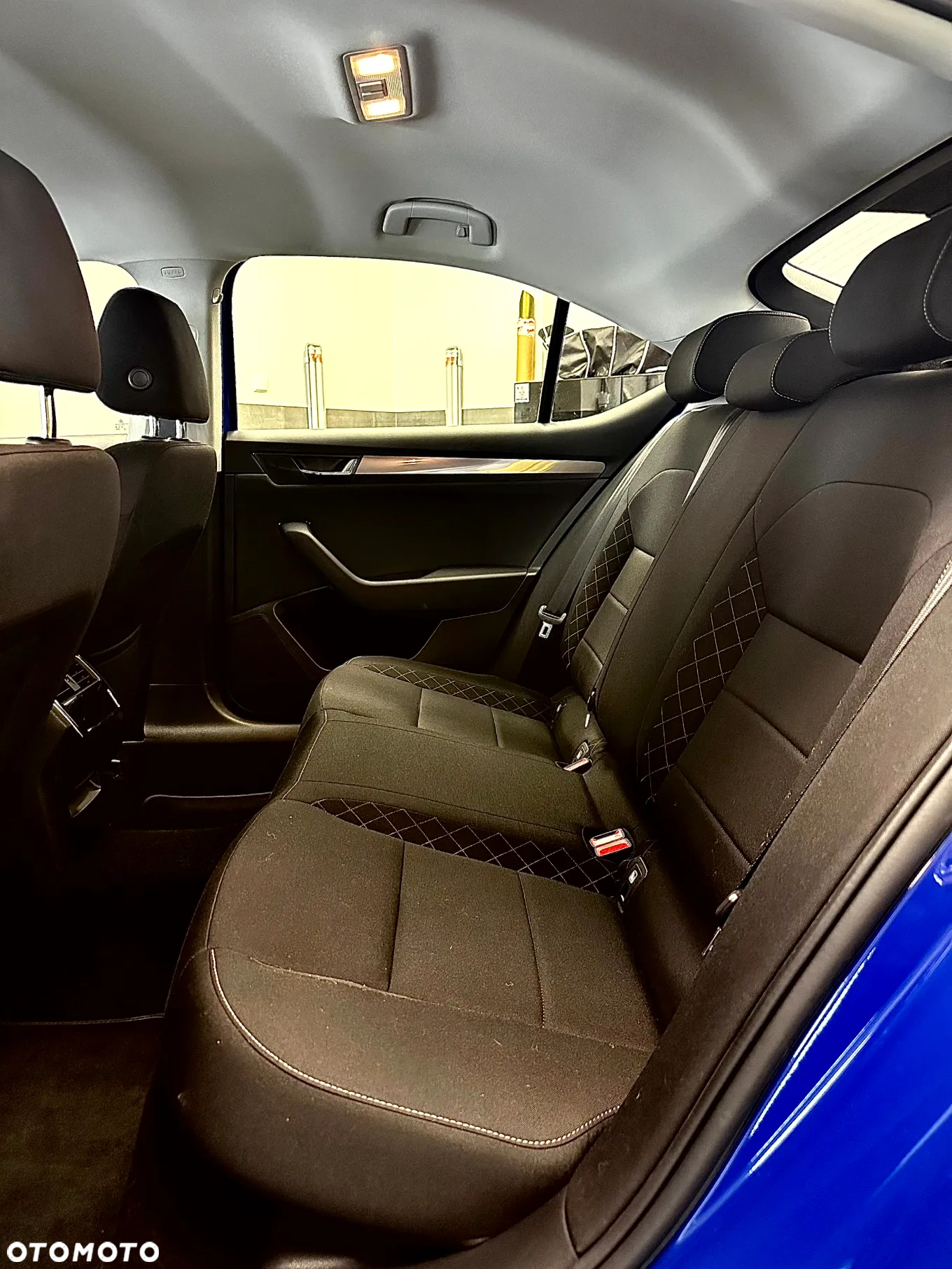 Skoda Superb 2.0 TDI SCR Active - 9