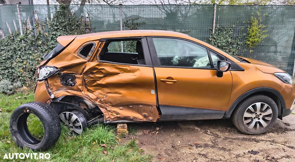 Renault Captur TCe Life Evo - 1