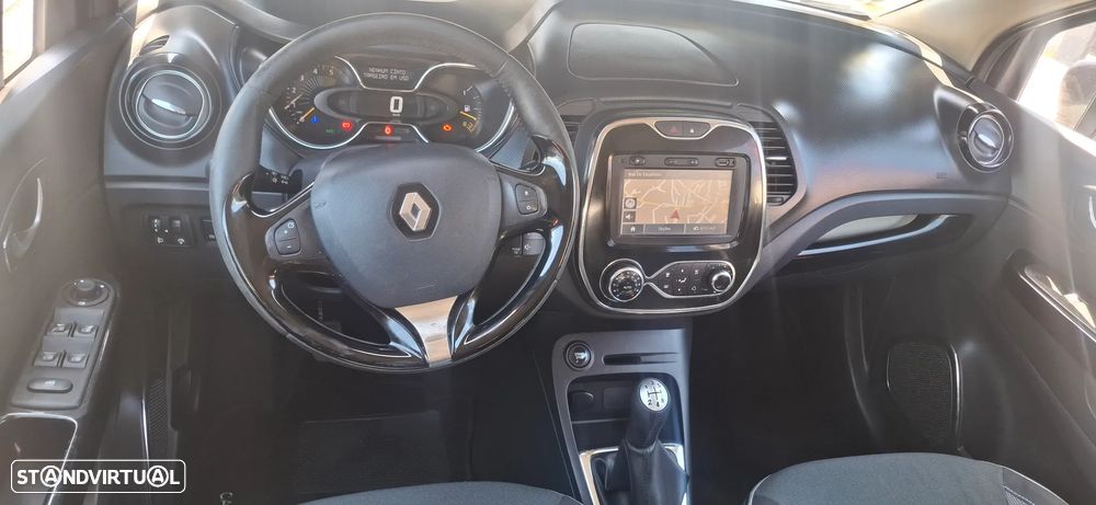 Renault Captur 1.5 dCi Exclusive - 11