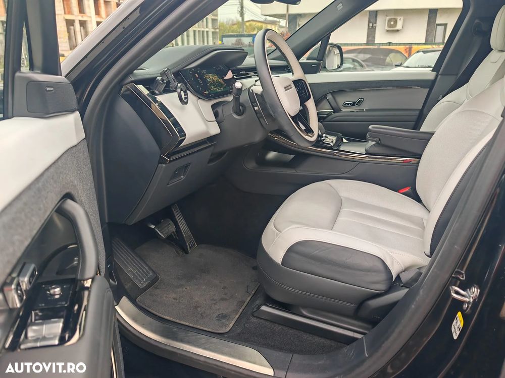 Land Rover Range Rover Sport 3.0 I6 D250 MHEV Dynamic SE - 23