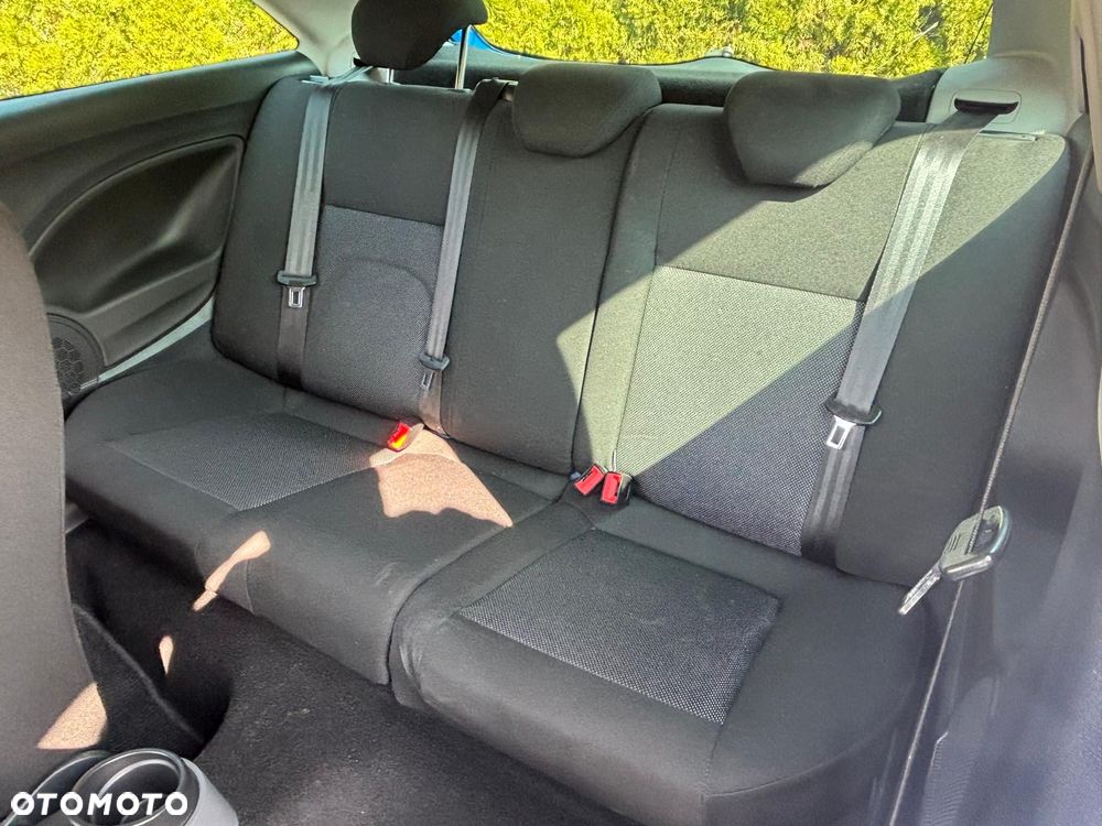 Seat Ibiza 1.4 16V Reference - 20