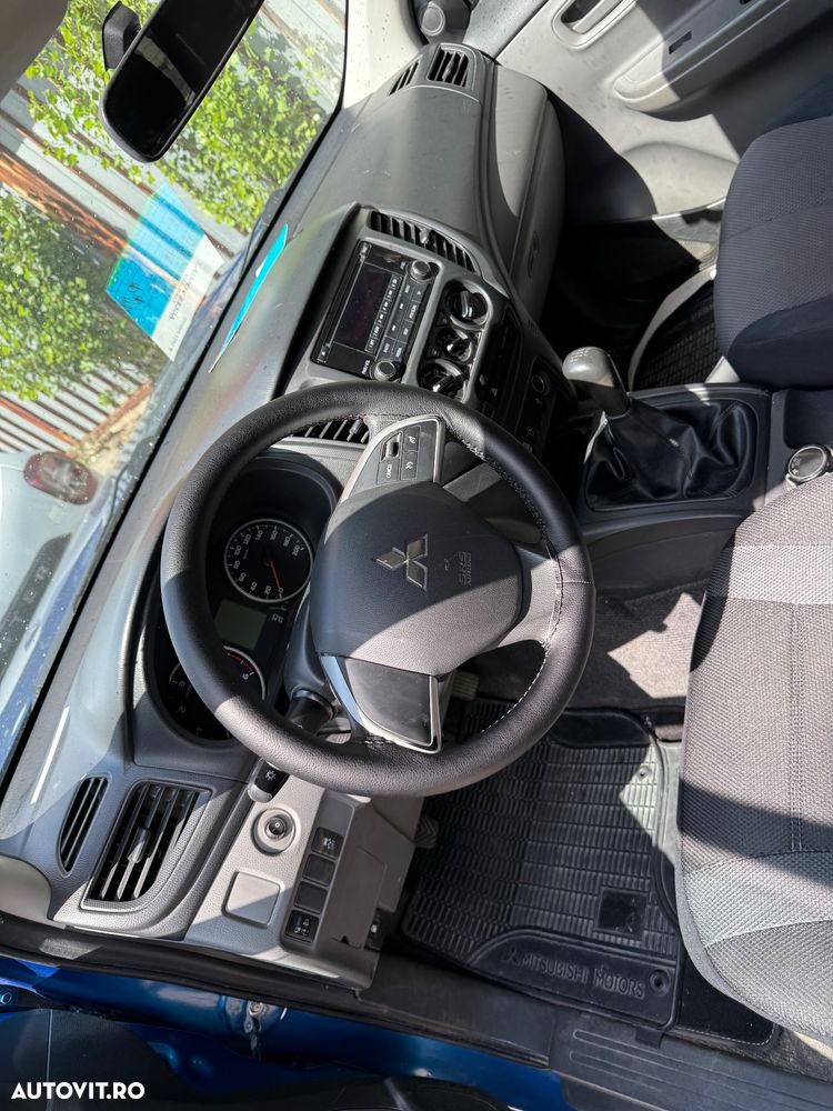 Mitsubishi L200 Double Cab M/T Intense - 3