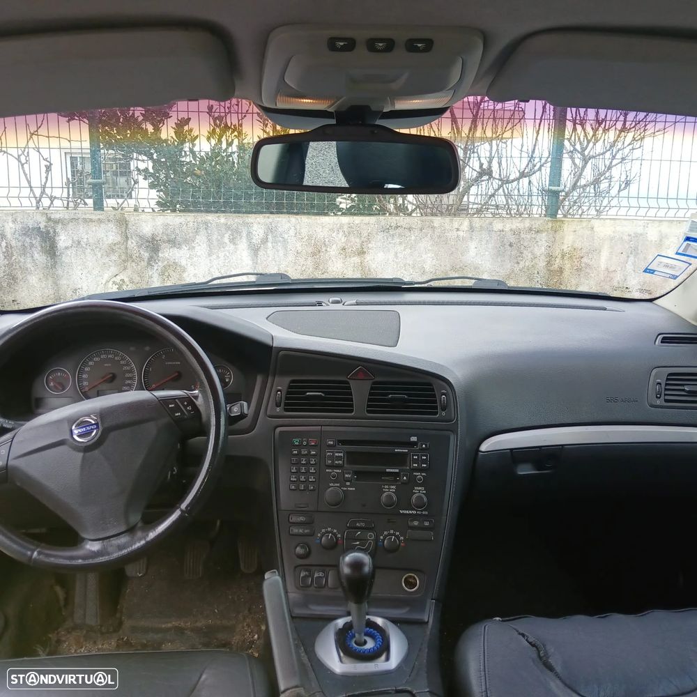 Volvo S60 2.4 D5 - 3