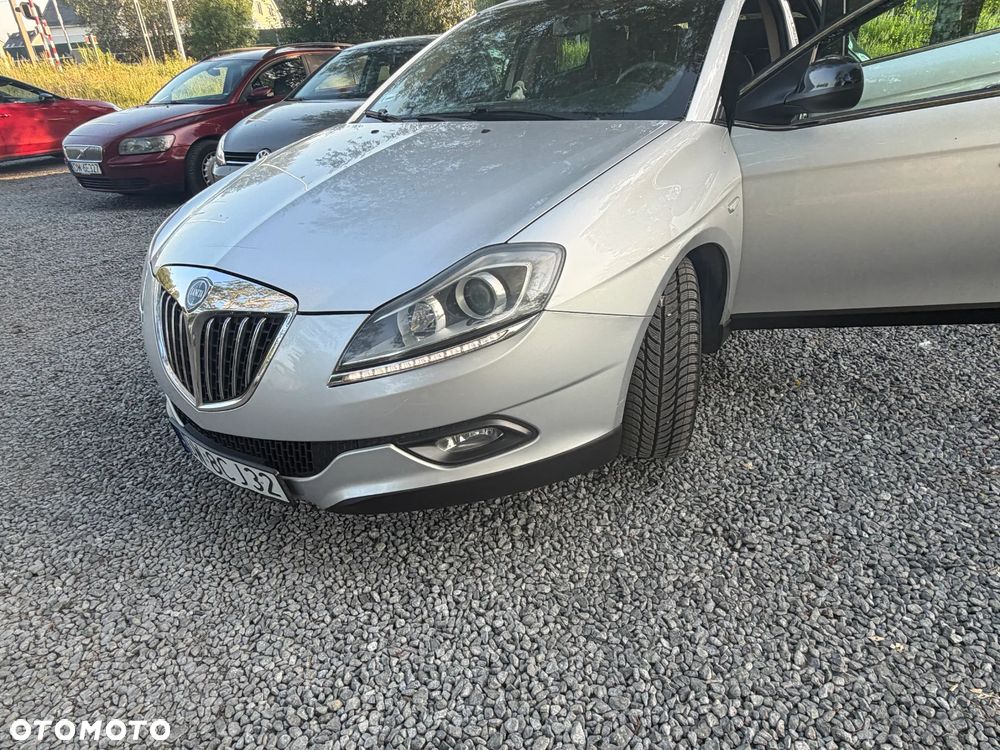 Lancia Delta 1.6 MJ Argento - 10