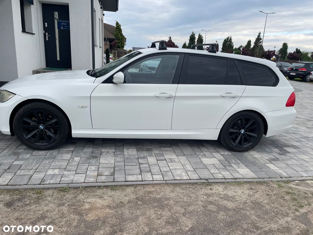 BMW Seria 3 - 30