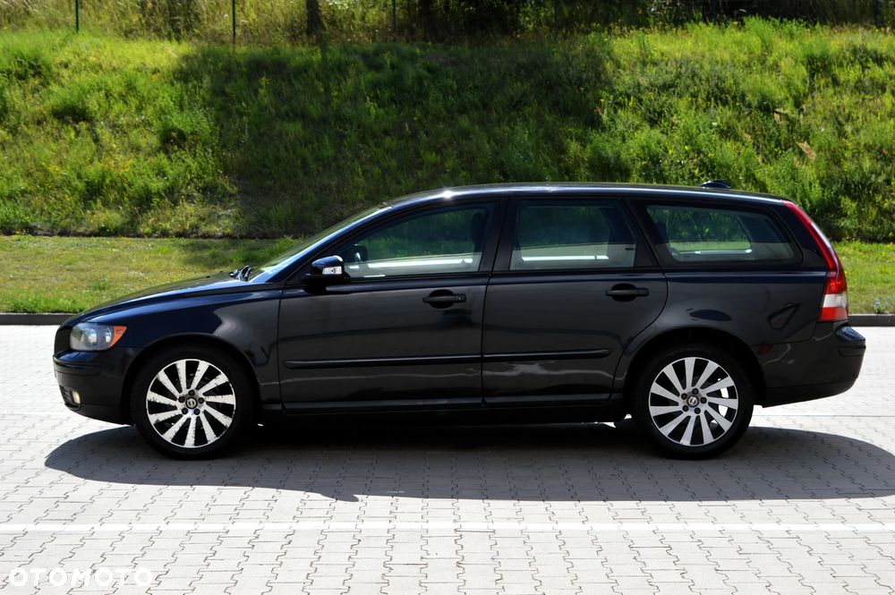 Volvo V50 2.0D Momentum - 24