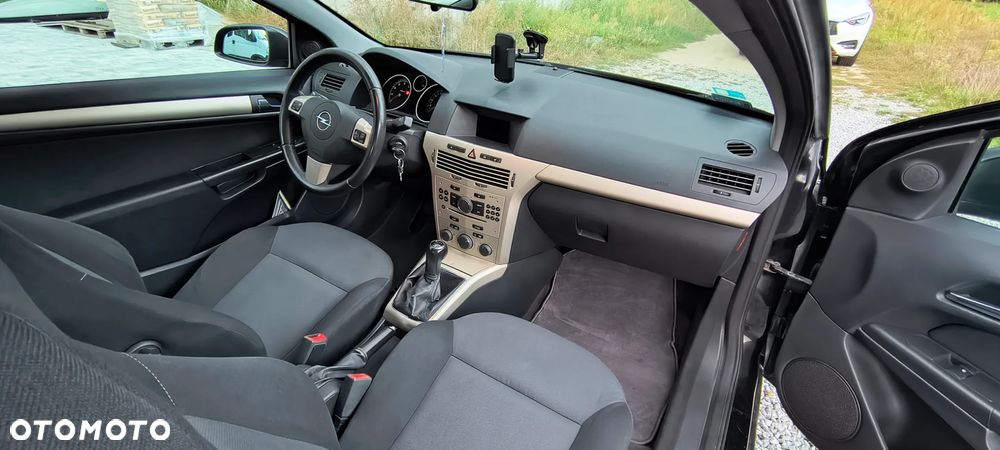 Opel Astra - 11