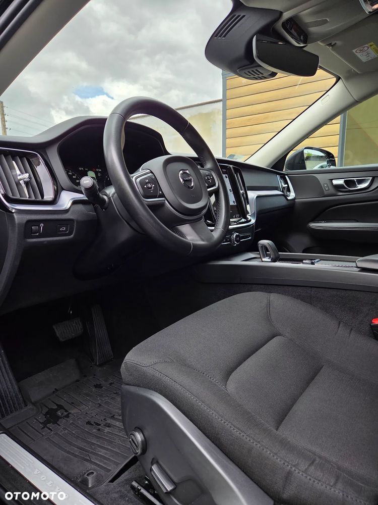 Volvo V60 B4 D Momentum Pro - 13