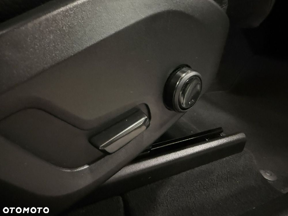 Volvo XC 60 D4 AWD Geartronic Inscription - 25