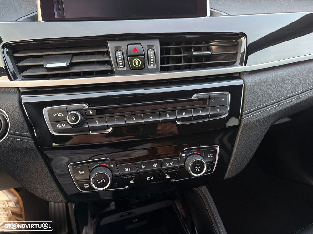 BMW X1 25 e xDrive Line Sport - 30