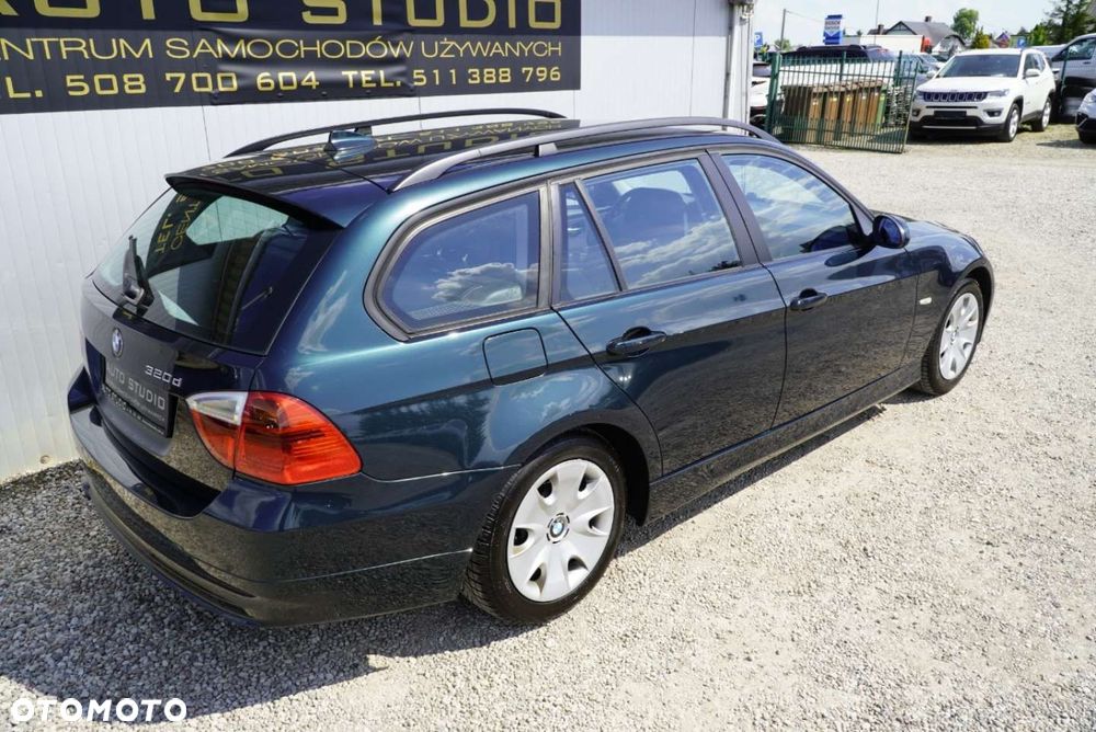 BMW Seria 3 320d DPF Edition Fleet Sport - 39
