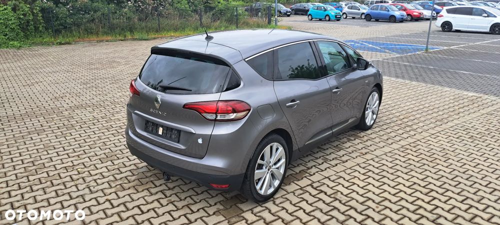 Renault Scenic - 13