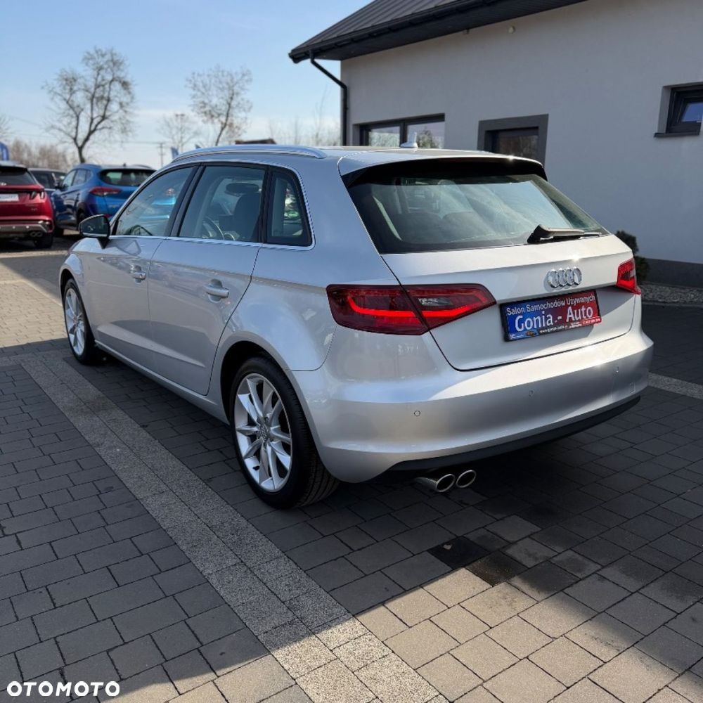 Audi A3 Sportback - 6