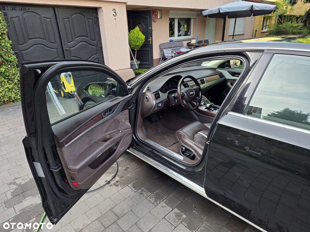 Audi A8 4.2 FSI Quattro - 8