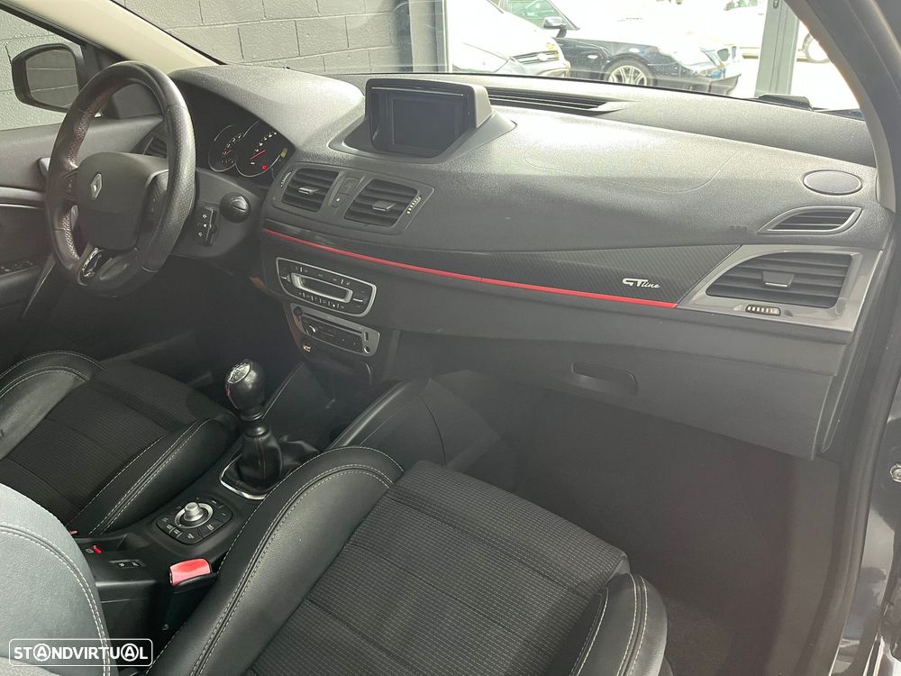 Renault Mégane Sport Tourer 1.5 dCi GT Line SS - 30