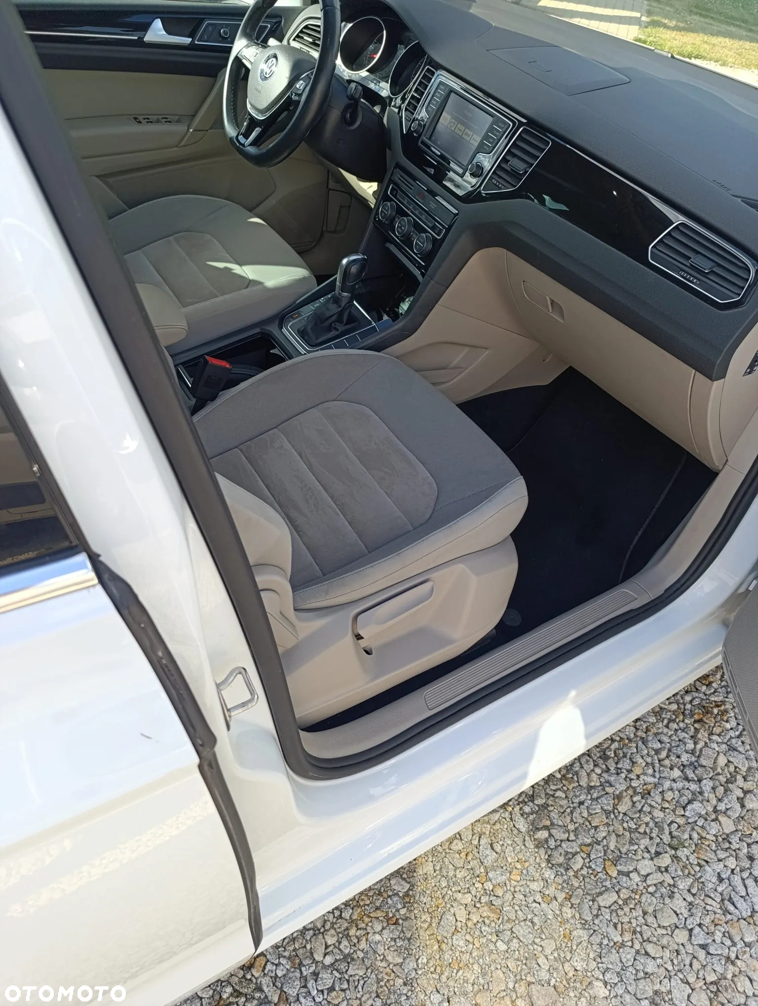 Volkswagen Golf Sportsvan - 13