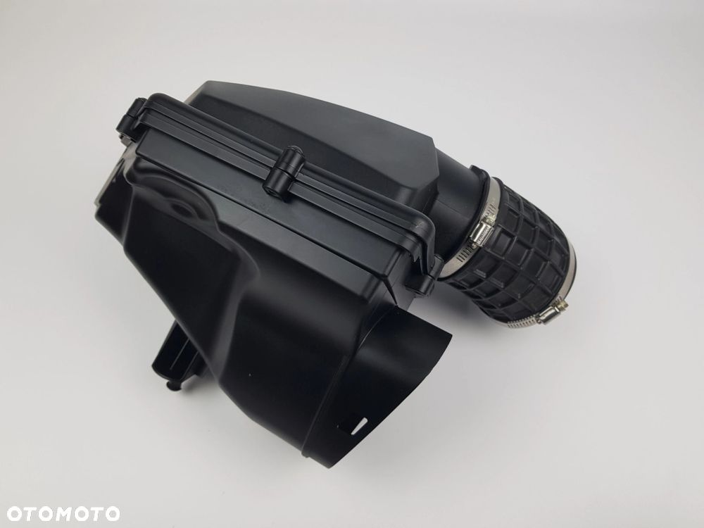 Obudowa filtra powietrza BMW X5 G05 X6 G06 X7 G07 S68 4.4 V8 9845086 - 6