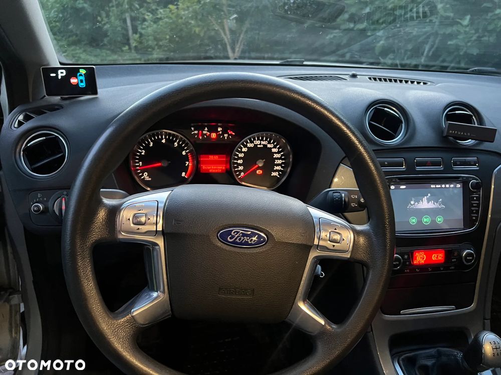 Ford Mondeo 1.6 Titanium - 16