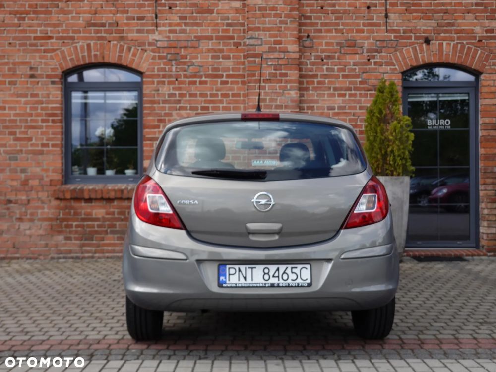 Opel Corsa 1.2 16V Edition / Active - 9