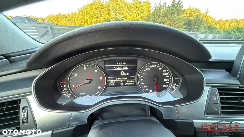 Audi A6 Avant 2.0 TDI Ultra DPF S tronic - 32