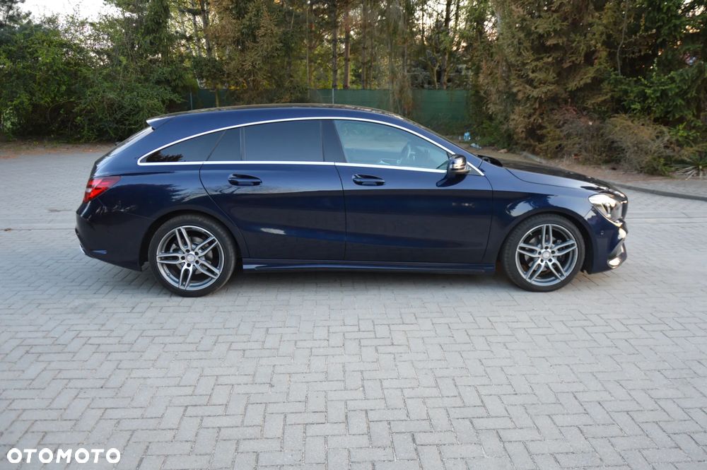 Mercedes-Benz CLA 180 d AMG Line - 10