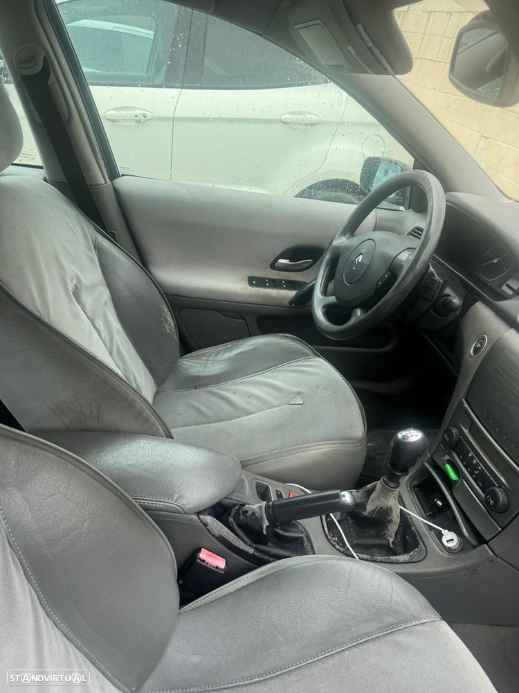 Renault Laguna 1.9 dCi Dynamique - 6