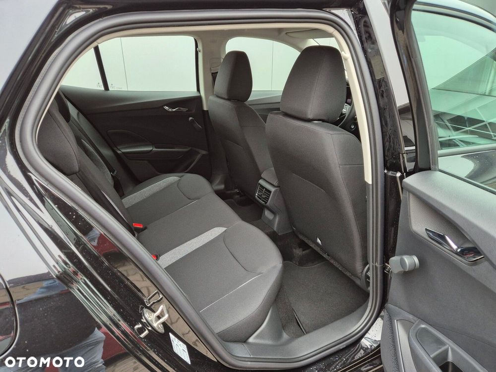 Skoda Fabia 1.0 Essence - 11