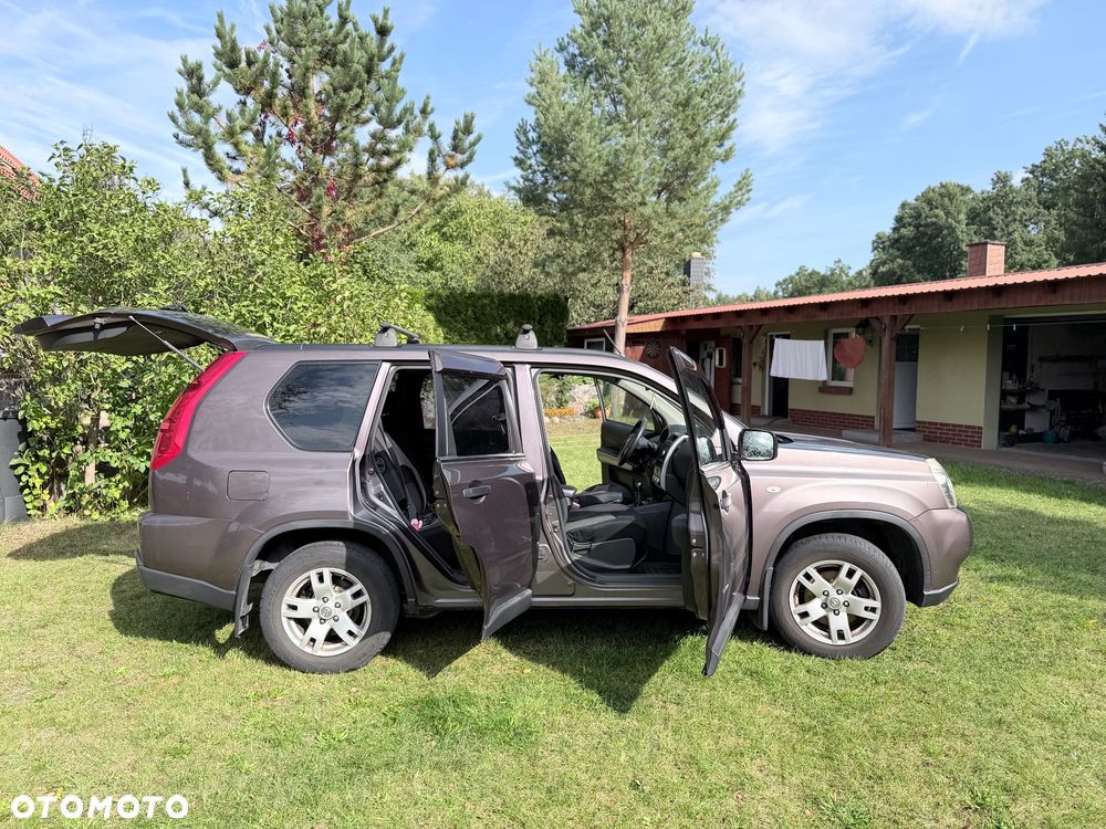 Nissan X-Trail - 10