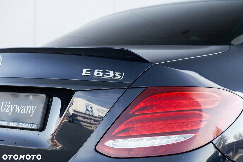 Mercedes-Benz Klasa E - 16