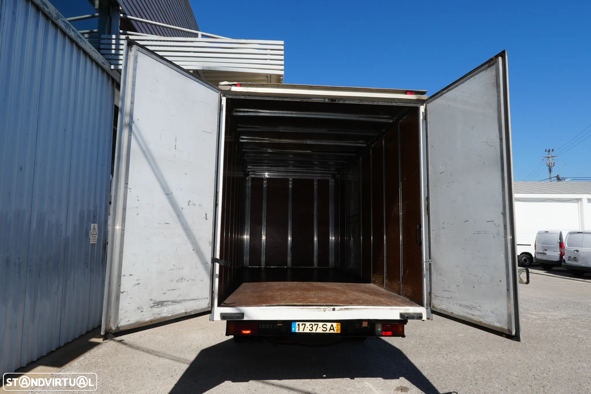Iveco Daily Contentor 35C13 2.8TD 130cv - 6