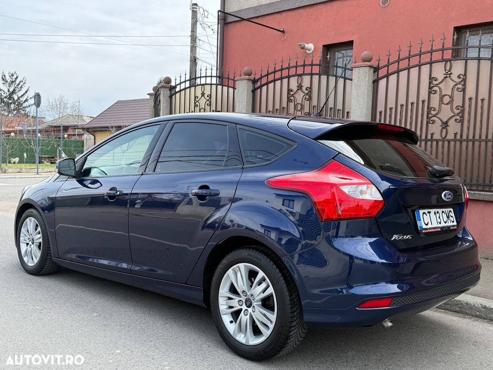Ford Focus - 15