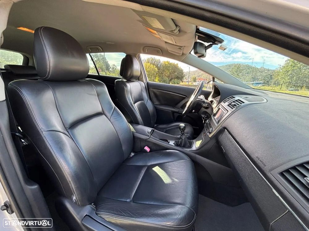 Toyota Avensis SD 2.0 D-4D - 6