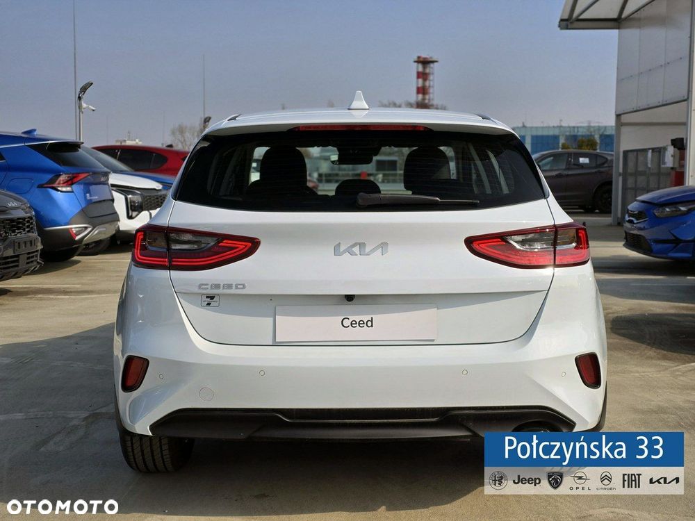 Kia Ceed - 5