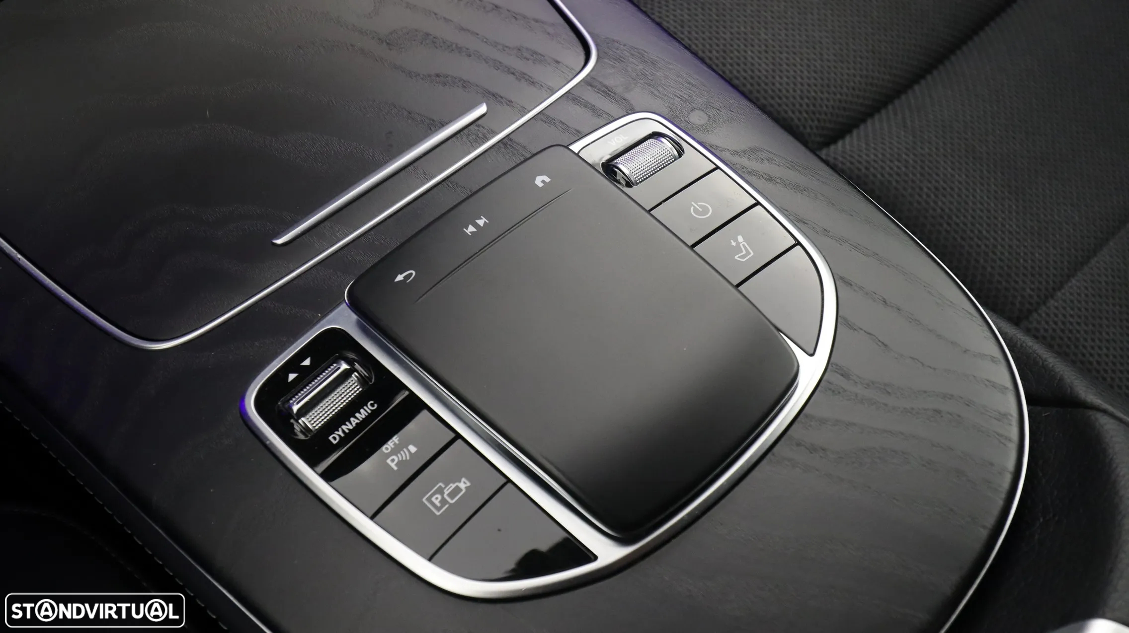 Mercedes-Benz E 300 de Avantgarde - 24