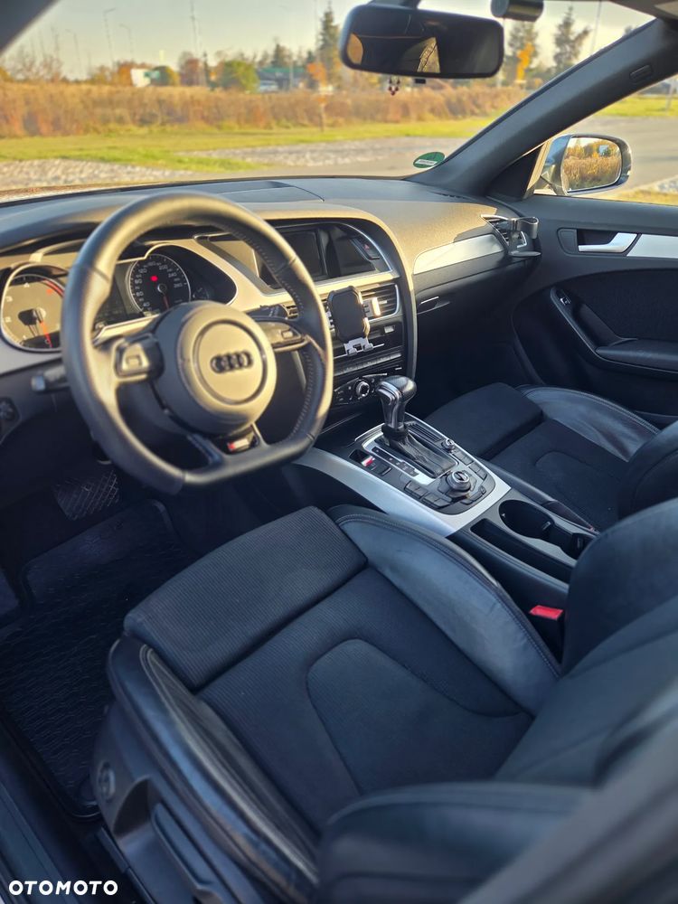Audi A4 Avant 2014 photo 4