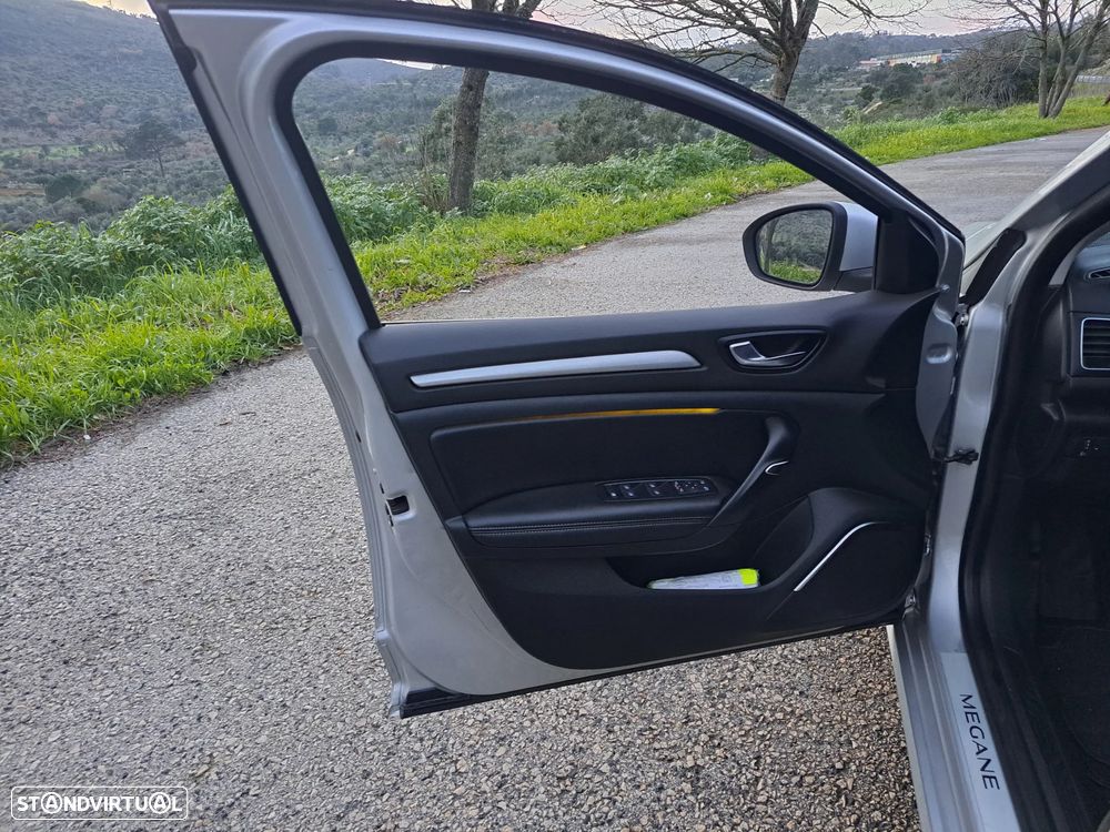 Renault Mégane 1.5 dCi Intens - 11