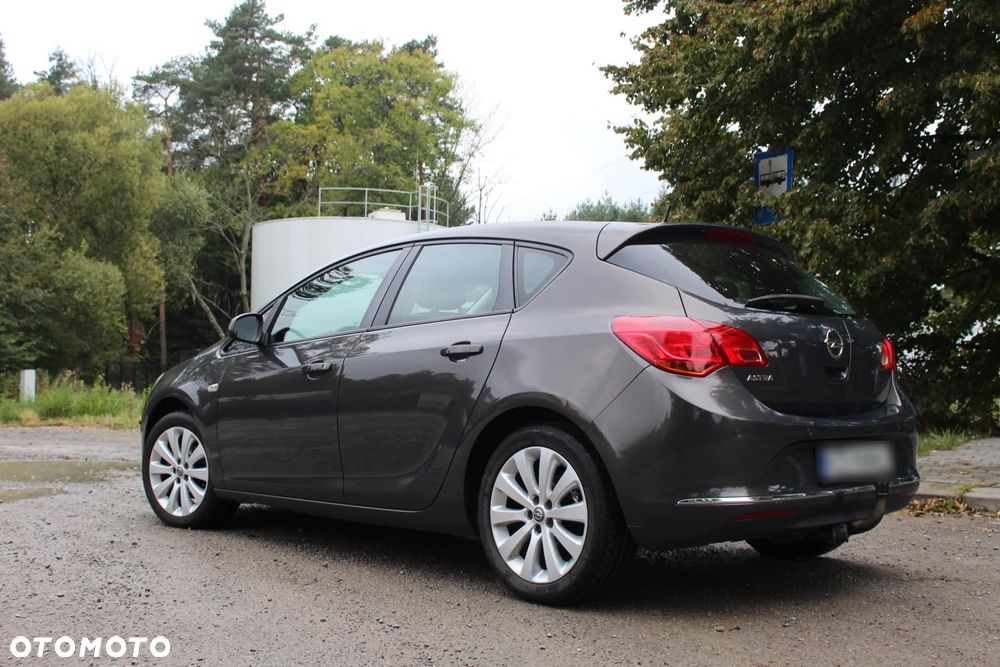 Opel Astra - 4