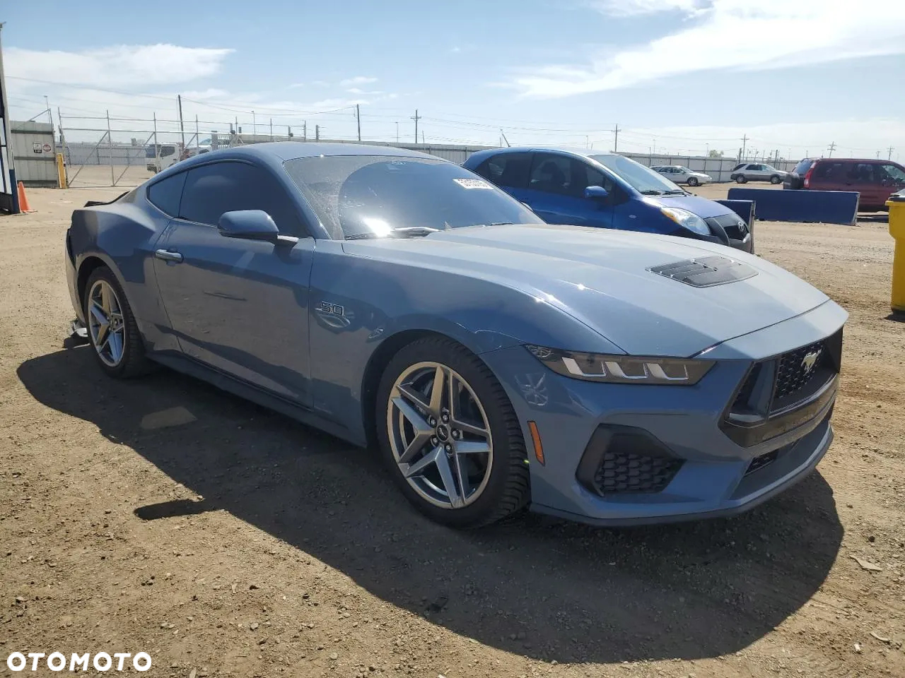 Ford Mustang - 4