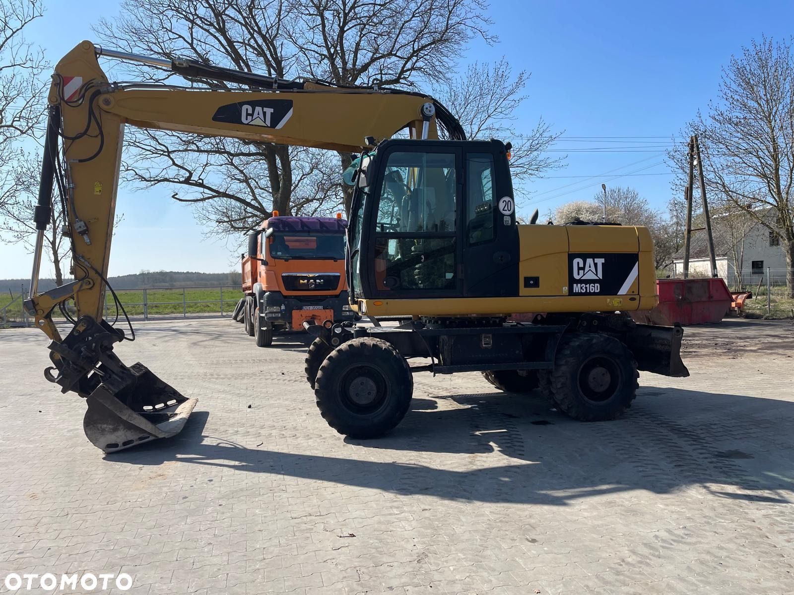 Caterpillar M316D - 1